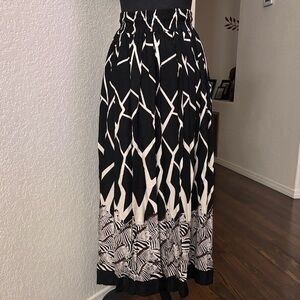 Black and White Geometric Skirt